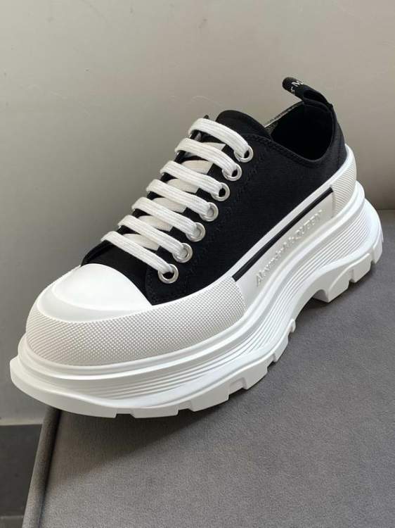 Picture of Alexander McQueen Shoes _SKUAlexanderMcQueensz35-44hnx0175